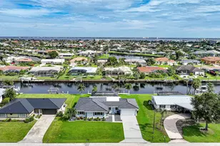 440 Capri Isles Ct, Punta Gorda, FL 33950 - Photo 4