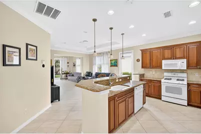 225 Mestre Place, North Venice, FL 34275 - Photo 10