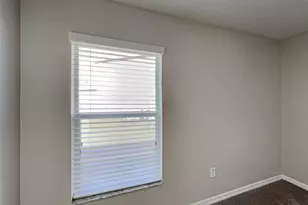 7235 Somerset Pond Dr, Ruskin, FL 33573 - Photo 8