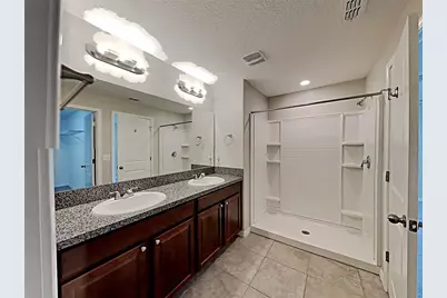 7235 Somerset Pond Drive, Ruskin, FL 33573 - Photo 16