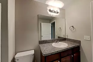 7235 Somerset Pond Dr, Ruskin, FL 33573 - Photo 10