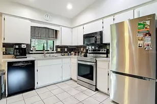 28474 Coco Palm Dr, Punta Gorda, FL 33982 - Photo 8