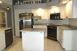 23081 Ambassador Ave, Port Charlotte, FL 33954 - Photo 10