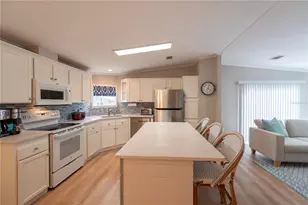 21 Amsterdam Ave, Punta Gorda, FL 33950 - Photo 4