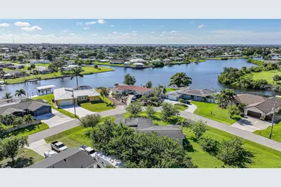 146 Francis Drive NE, Port Charlotte, FL 33952 - Photo 32