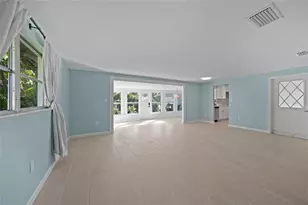 146 Francis Dr NE, Port Charlotte, FL 33952 - Photo 4