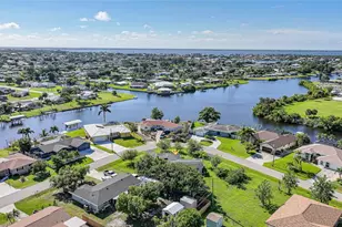 146 Francis Dr NE, Port Charlotte, FL 33952 - Photo 2