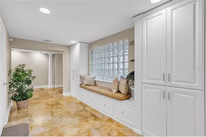 1920 Virginia Avenue #902, Fort Myers, FL 33901 - Photo 6