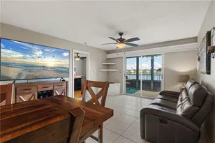 12274 SW Egret Cir, Lake Suzy, FL 34269 - Photo 10