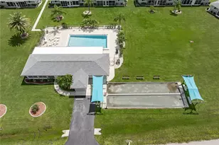 12274 SW Egret Cir, Lake Suzy, FL 34269 - Photo 6