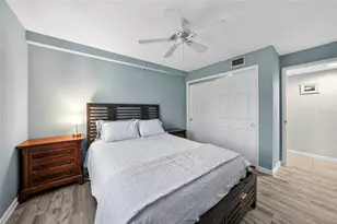 812 Capri Isles Blvd, Venice, FL 34292 - Photo 16