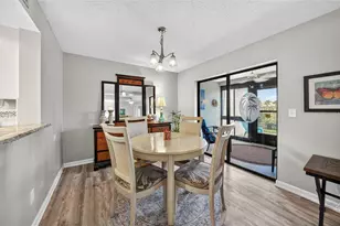 812 Capri Isles Blvd, Venice, FL 34292 - Photo 10