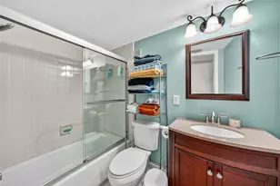 812 Capri Isles Blvd, Venice, FL 34292 - Photo 14