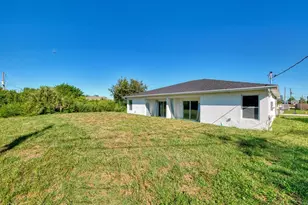 11223 Pendleton Ave, Englewood, FL 34224 - Photo 38