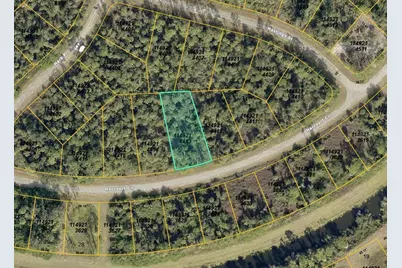 Harcourt Circle, North Port, FL 34288 - Photo 2