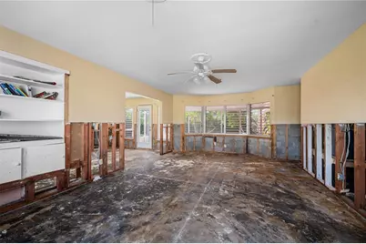 303 Gill Street, Punta Gorda, FL 33950 - Photo 8