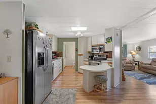 175 Martinique Rd, North Port, FL 34287 - Photo 12