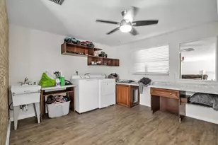 2417 Magdalina Dr, Punta Gorda, FL 33950 - Photo 28