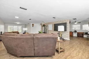 2417 Magdalina Dr, Punta Gorda, FL 33950 - Photo 18