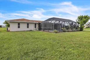 907 Sidney Terrace NW, Port Charlotte, FL 33948 - Photo 30