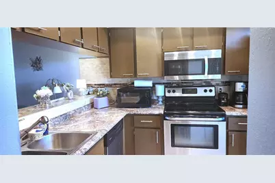 1999 Kings Highway #16B, Punta Gorda, FL 33980 - Photo 4
