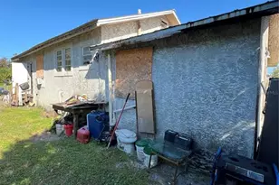 219 Alabama Ave, Arcadia, FL 34266 - Photo 4