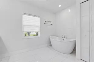 2415 W Price Blvd, North Port, FL 34286 - Photo 40