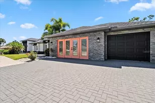 2415 W Price Blvd, North Port, FL 34286 - Photo 6