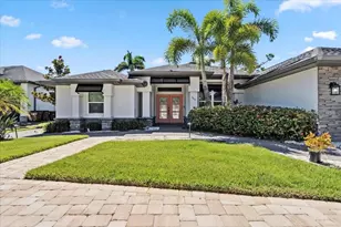 2415 W Price Blvd, North Port, FL 34286 - Photo 4