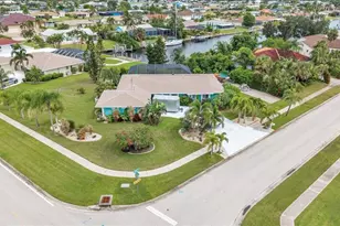 202 Tait Terrace SE, Port Charlotte, FL 33952 - Photo 1