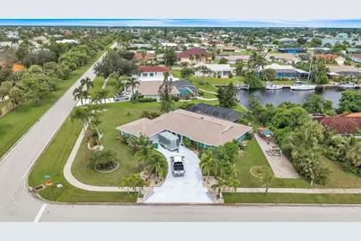 202 Tait Terrace SE, Port Charlotte, FL 33952 - Photo 2