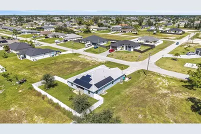 1718 NW 19th Terrace, Cape Coral, FL 33993 - Photo 30