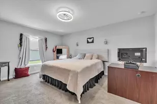 1718 NW 19th Terrace, Cape Coral, FL 33993 - Photo 14