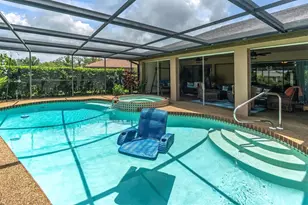 301 Thorn Hill Pl, Sun City Center, FL 33573 - Photo 26