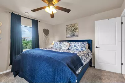 301 Thorn Hill Place, Sun City Center, FL 33573 - Photo 18