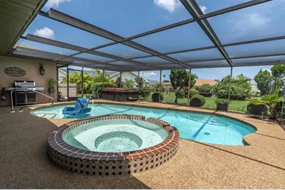 301 Thorn Hill Place, Sun City Center, FL 33573 - Photo 26