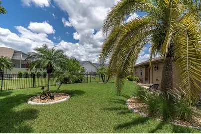 301 Thorn Hill Place, Sun City Center, FL 33573 - Photo 34