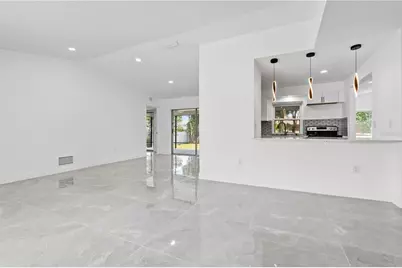 22457 Oceanside Avenue, Port Charlotte, FL 33952 - Photo 10