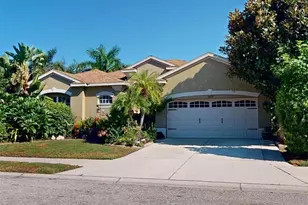 3611 2nd Dr NE, Bradenton, FL 34208 - Photo 1