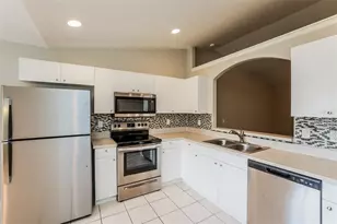 2533 Cincinnati St, North Port, FL 34286 - Photo 6