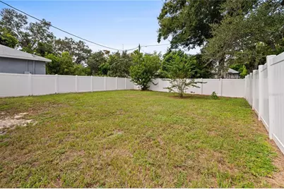 1703 12th Street S, Saint Petersburg, FL 33705 - Photo 46