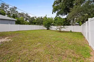 1703 12th St S, Saint Petersburg, FL 33705 - Photo 46