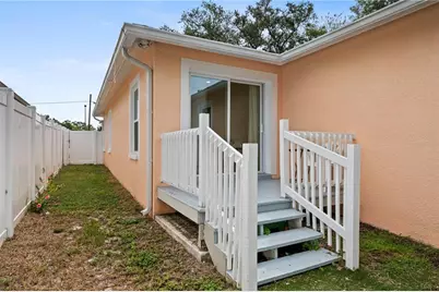 1703 12th Street S, Saint Petersburg, FL 33705 - Photo 44