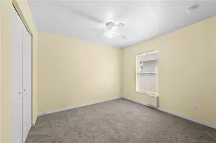 1703 12th St S, Saint Petersburg, FL 33705 - Photo 36