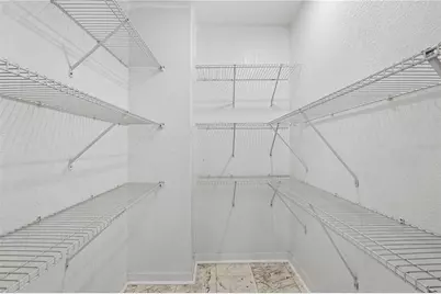 1703 12th Street S, Saint Petersburg, FL 33705 - Photo 18