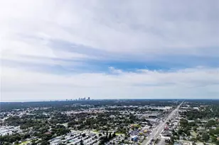 1703 12th St S, Saint Petersburg, FL 33705 - Photo 62