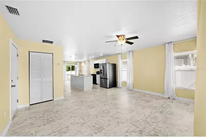 1703 12th Street S, Saint Petersburg, FL 33705 - Photo 6