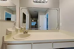 3410 King Richard Ct, Seffner, FL 33584 - Photo 16