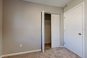 3410 King Richard Ct, Seffner, FL 33584 - Photo 6