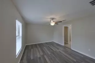 14802 Emerald Landing Pl, Wimauma, FL 33598 - Photo 12